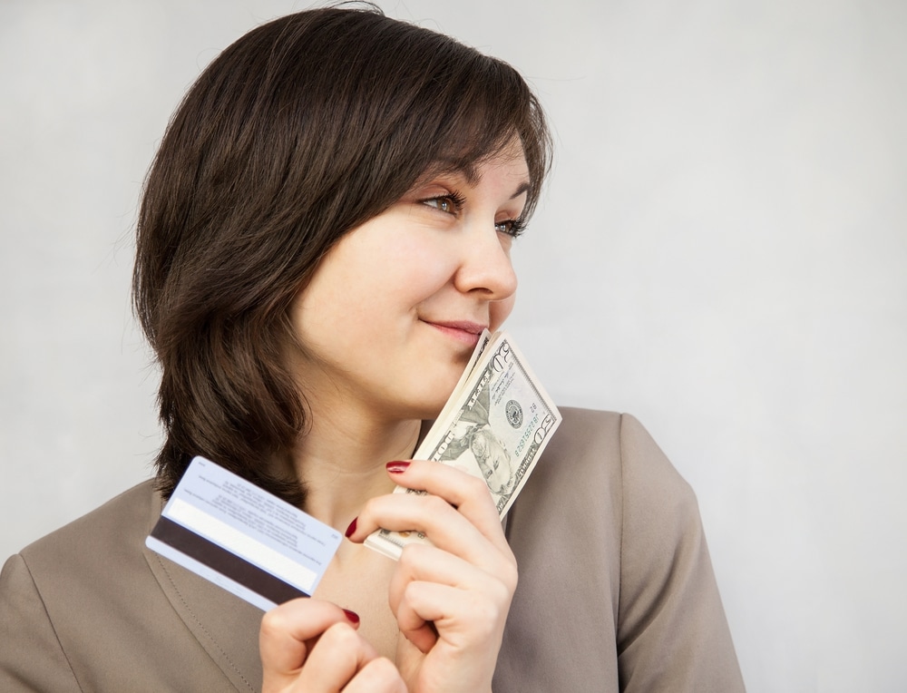 How to Get a Cash Advance on a Credit Card Without a PIN